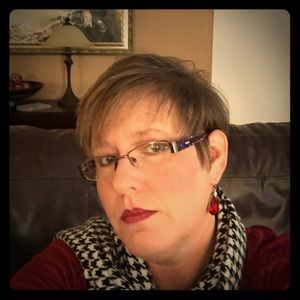 Meet your Posher, Candy